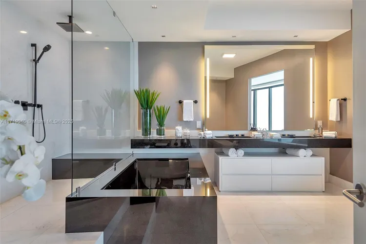 Porsche Design Tower #4705 image #27