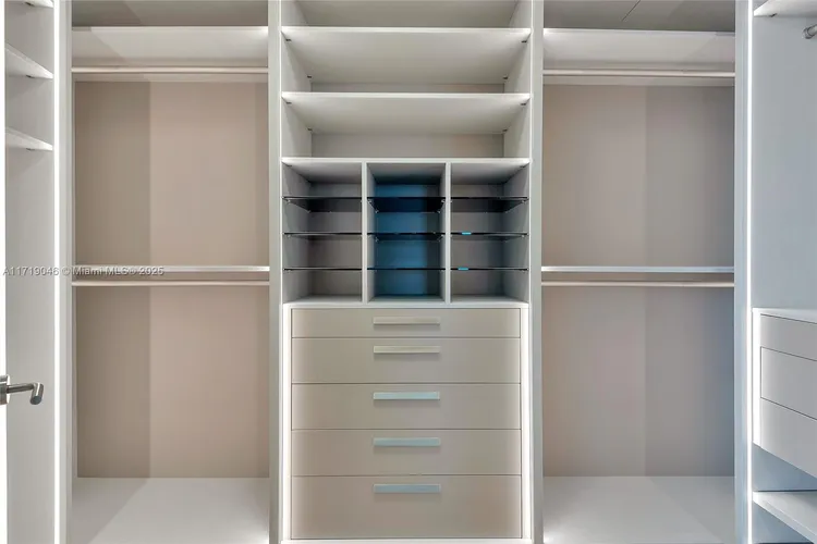 Porsche Design Tower #4705 image #28