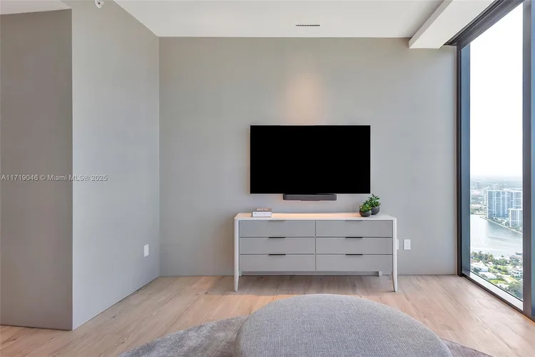 Porsche Design Tower #4705 image #33