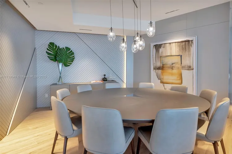 Porsche Design Tower #4705 image #7