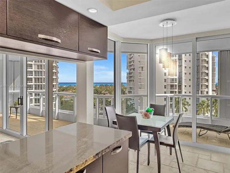 South Tower at the Point #1102 image #19