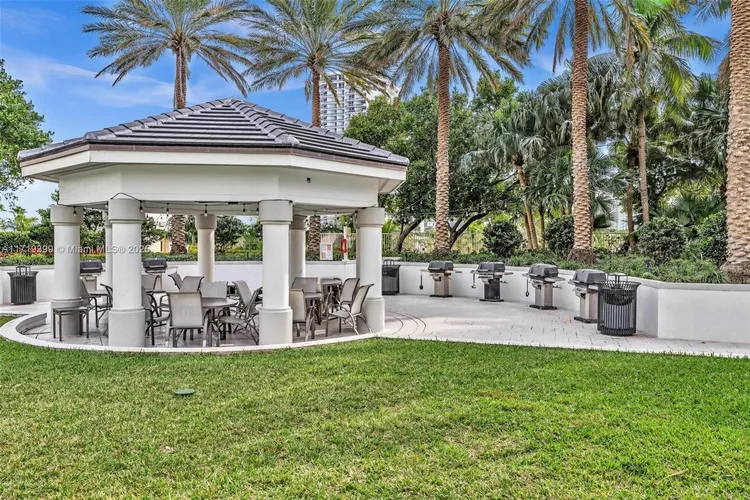 South Tower at the Point #1102 image #63