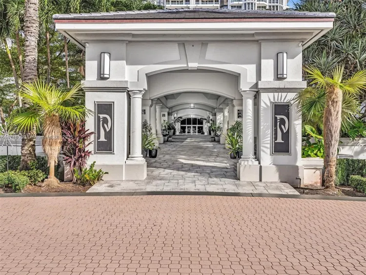 South Tower at the Point #1102 image #70