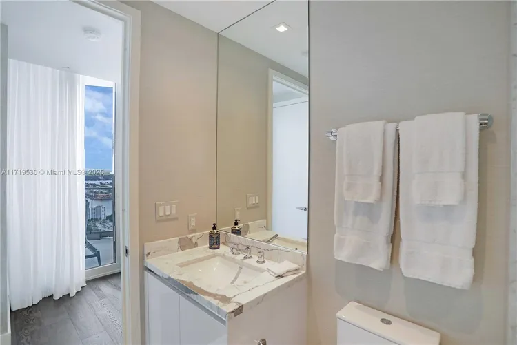 Jade Signature #3403 image #15