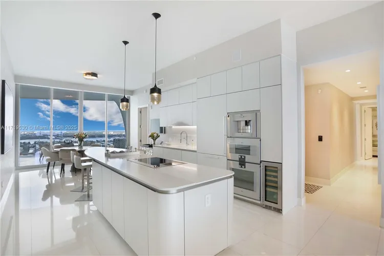 Jade Signature #3403 image #32