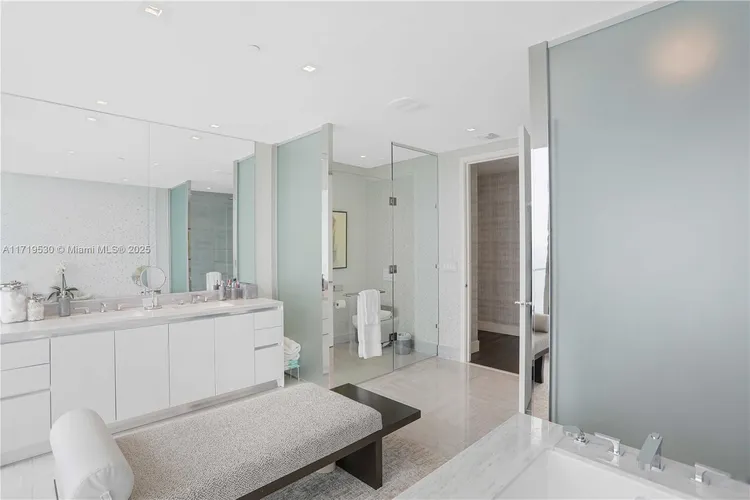 Jade Signature #3403 image #45