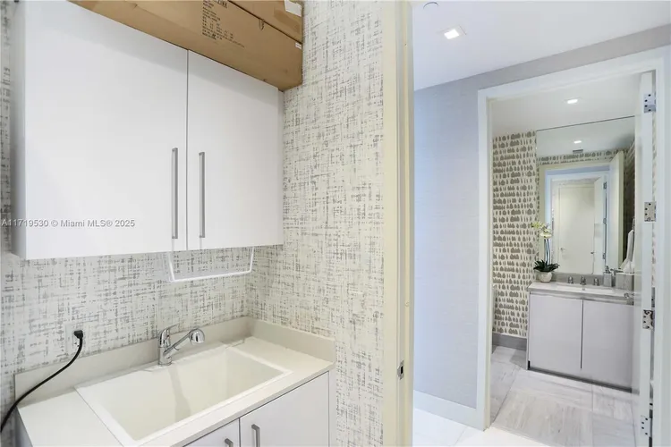 Jade Signature #3403 image #74