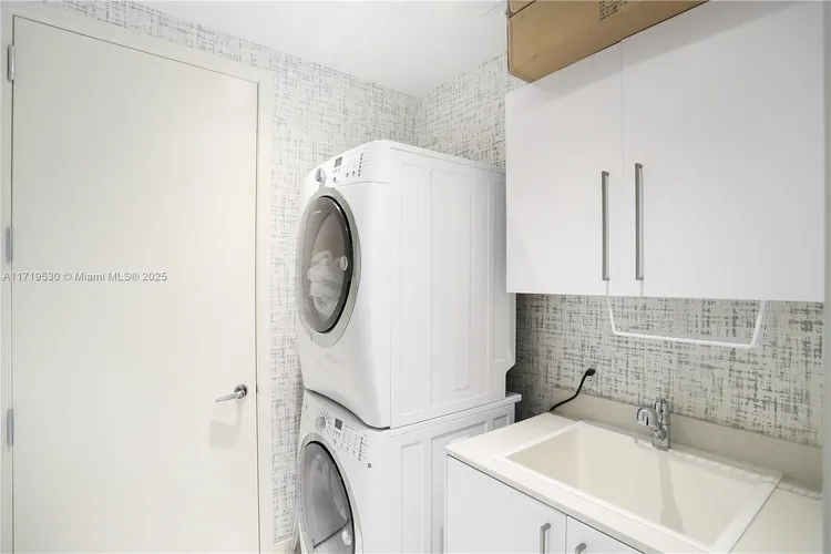 Jade Signature #3403 image #75