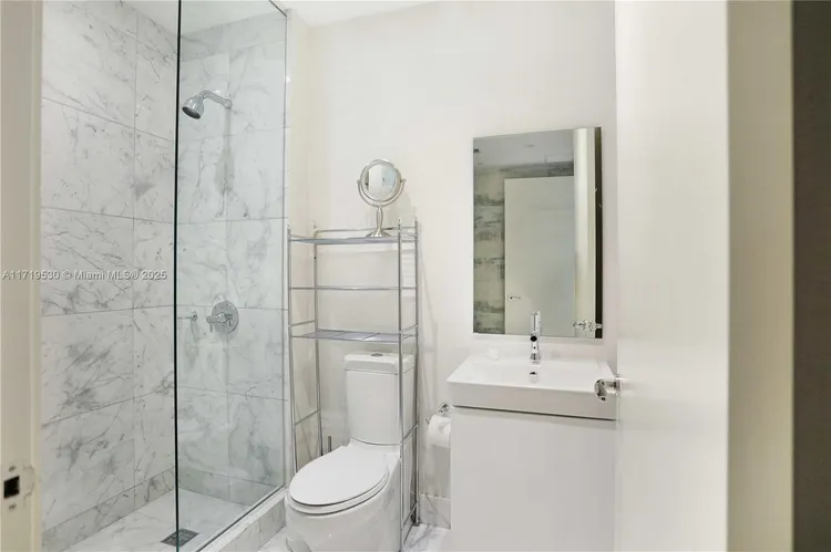 Jade Signature #3403 image #83