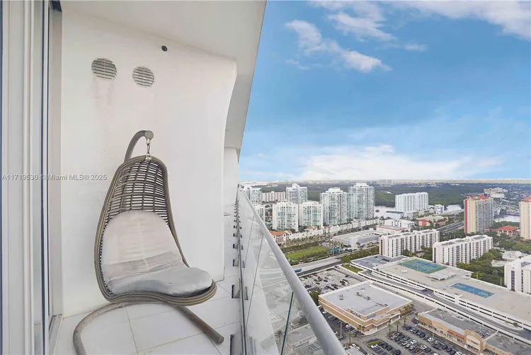 Jade Signature #3403 image #8