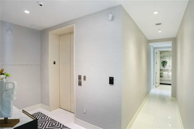 Jade Signature #3403 image #94