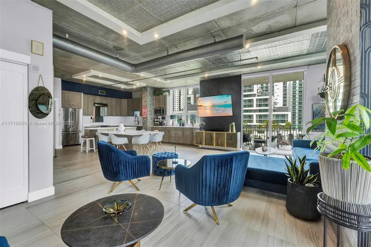 Uptown Lofts #804 image #9