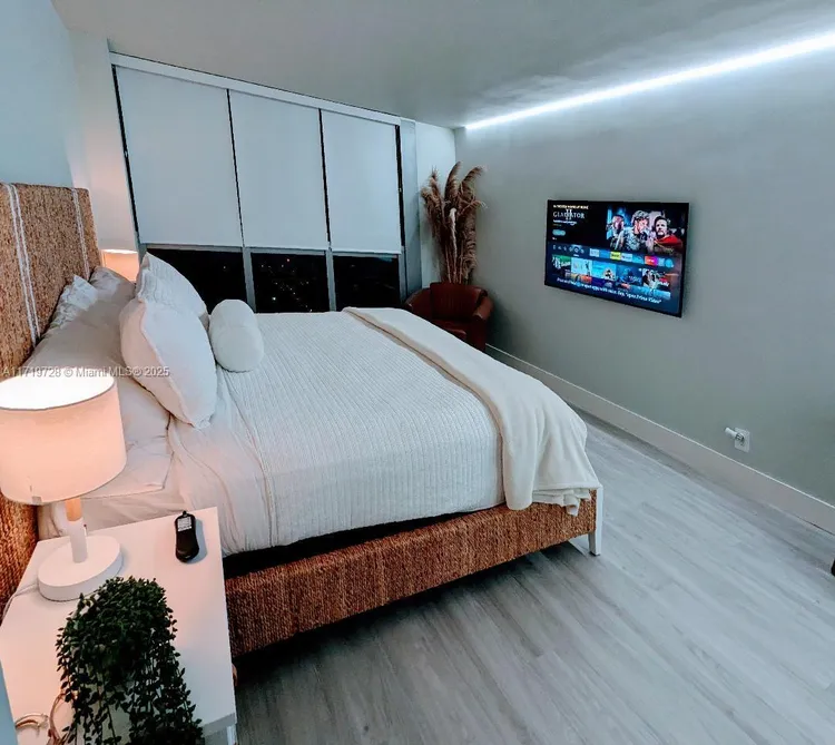 Mirasol Ocean Towers #802 image #17