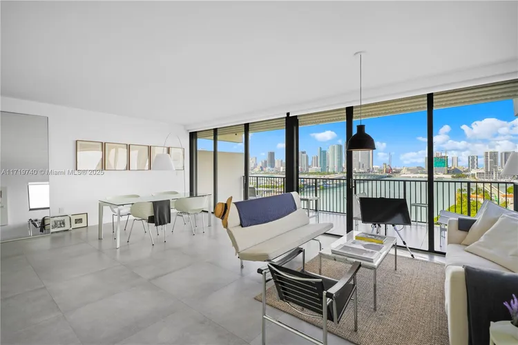 1000 Venetian Way #1310 image #12