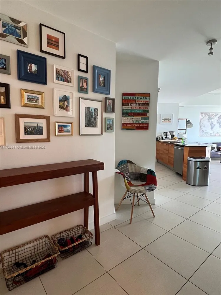 Midtown 4 #H2806 image #13