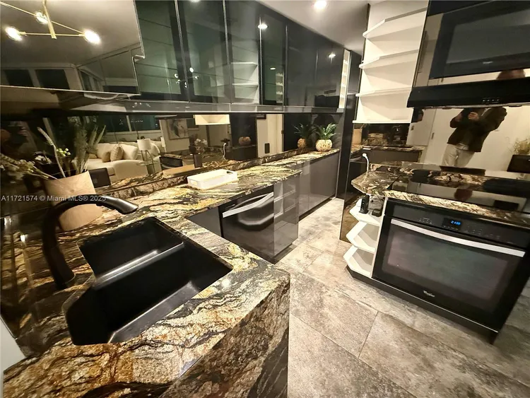 Portofino Tower #908 image #11