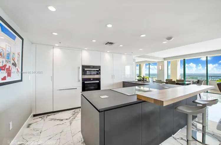 Ritz-Carlton Coconut Grove #1602 image #10