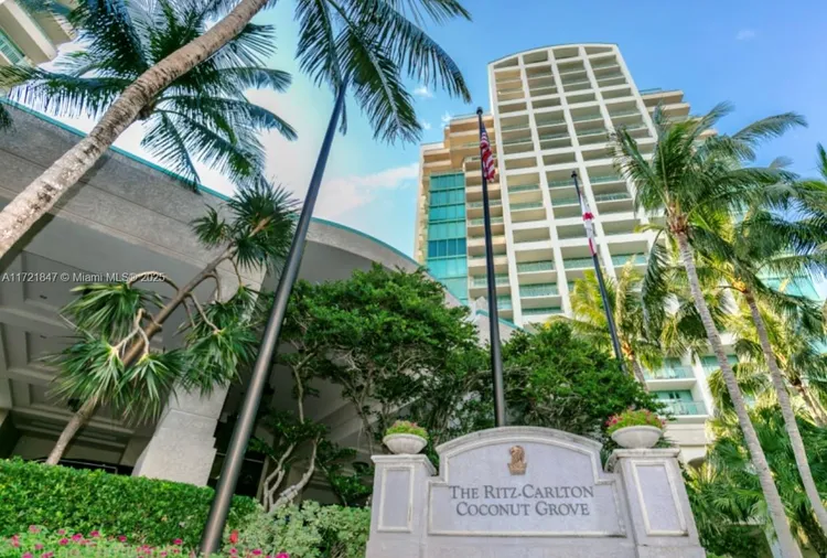 Ritz-Carlton Coconut Grove #1602 image #36
