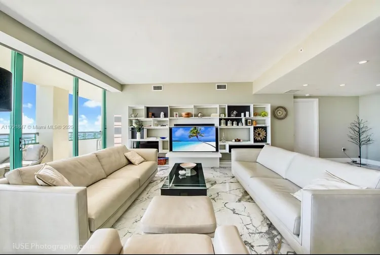 Ritz-Carlton Coconut Grove #1602 image #6