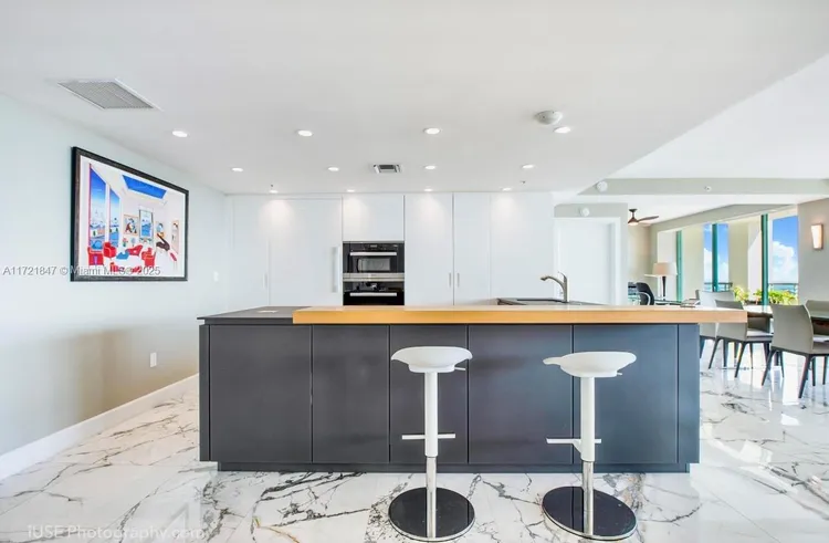 Ritz-Carlton Coconut Grove #1602 image #8