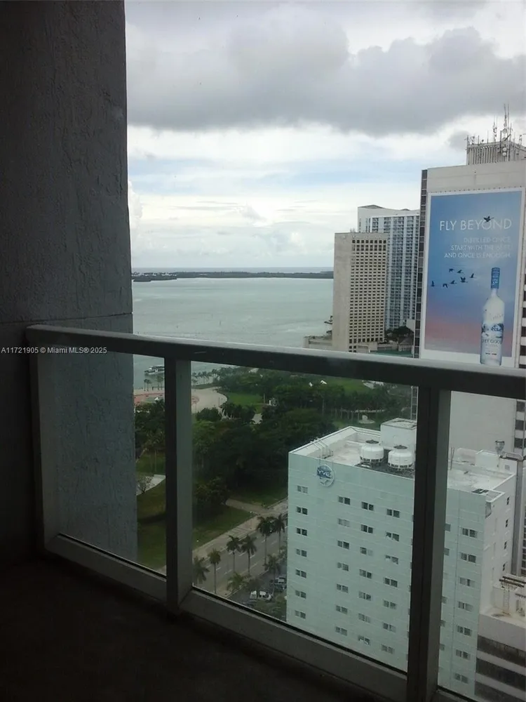 Vizcayne North Tower #2707 image #12