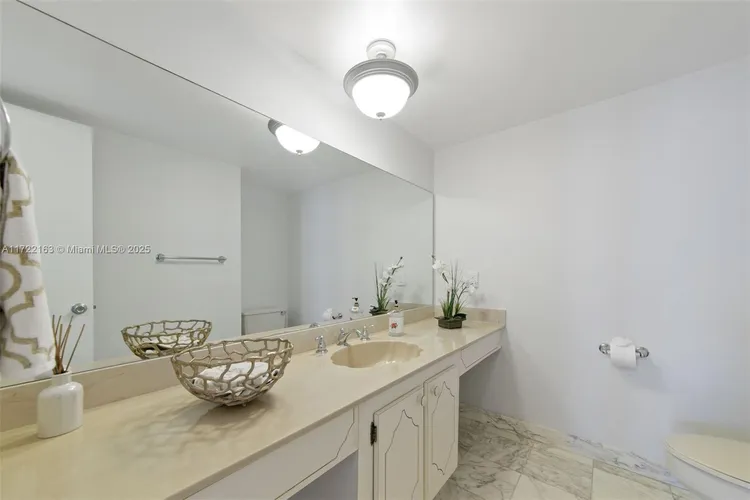 Aquarius Towers #505N image #19