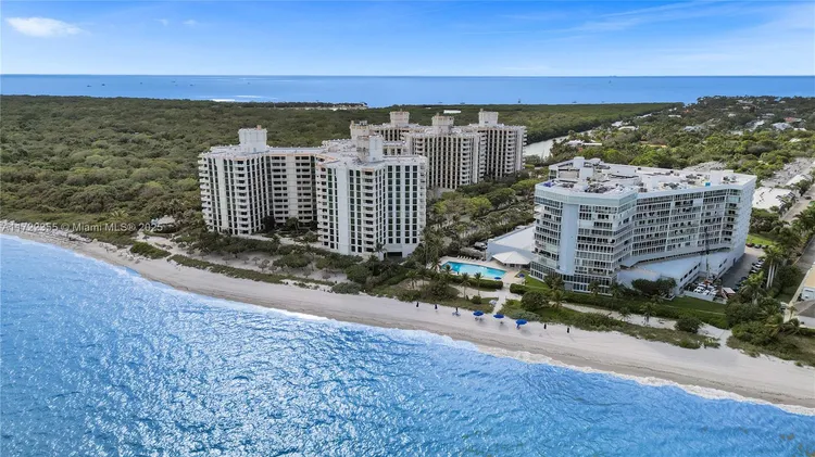 Towers of Key Biscayne #E405 image #31