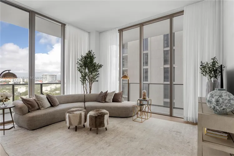 Mr. C Residences Bayshore Tower #1010 image #10