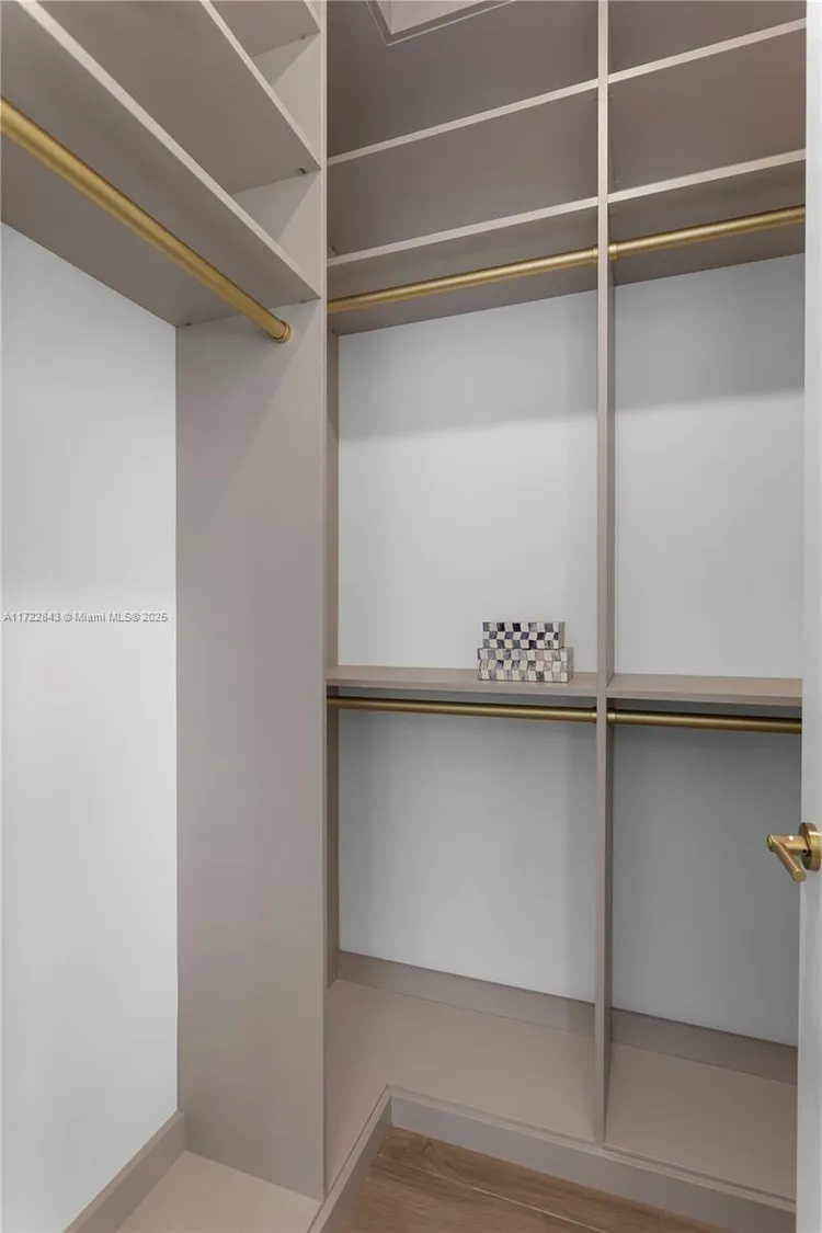 Mr. C Residences Bayshore Tower #1010 image #21