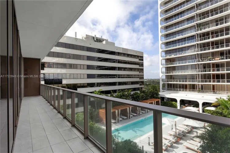 Mr. C Residences Bayshore Tower #1010 image #24