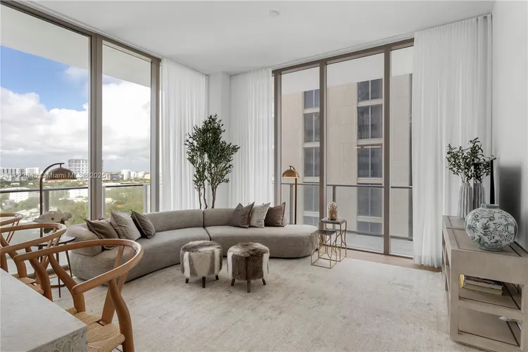 Mr. C Residences Bayshore Tower #1010 image #9