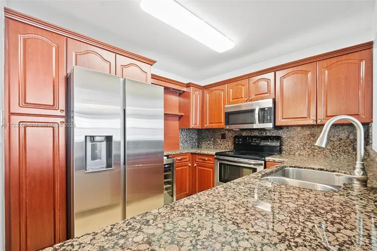 Sea Air Towers #1623 image #10