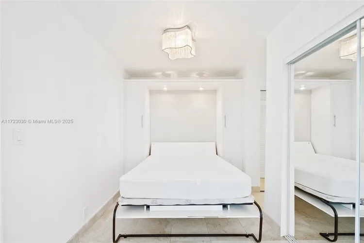 Sea Air Towers #1623 image #21