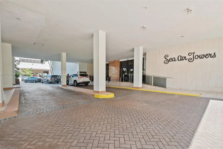 Sea Air Towers #1623 image #24