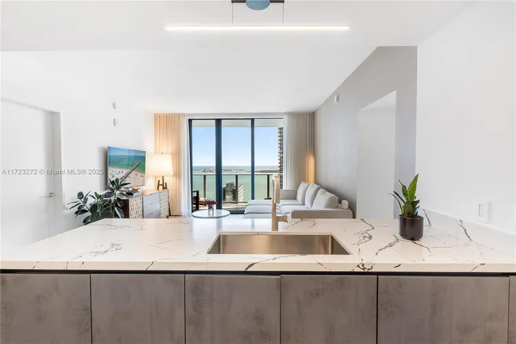 1010 Brickell #4504 image #6