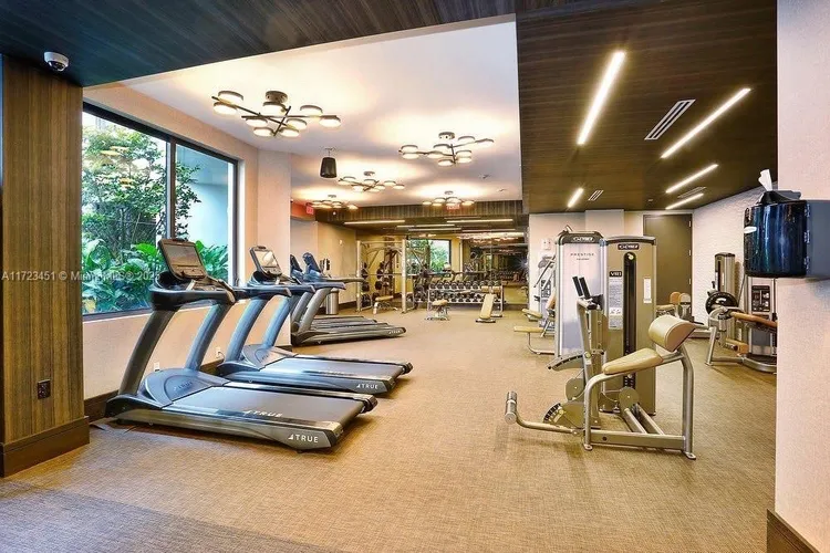 Merrick Manor #633 image #12