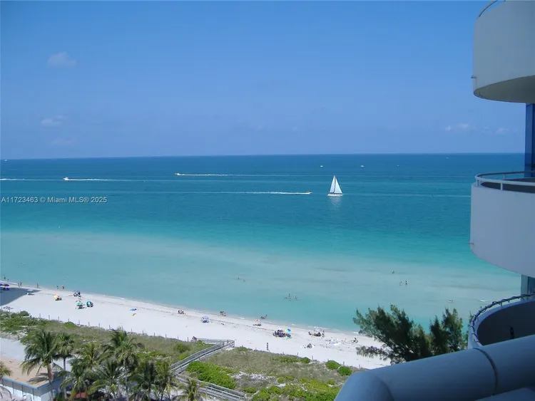 La Gorce #2608 image #30