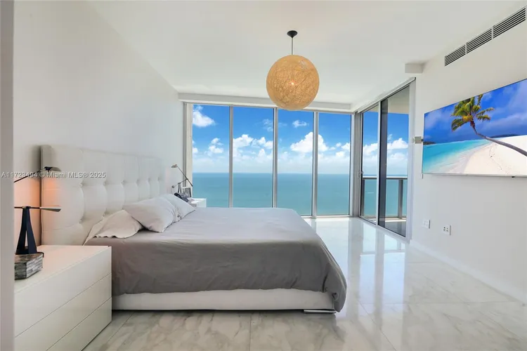 Jade Beach #4101 image #8