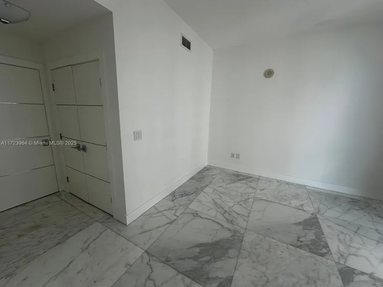 Solaris at Brickell #2306 image #10