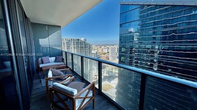 SLS Lux Brickell #4706 image #15