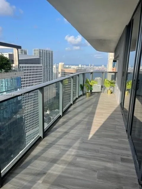 SLS Lux Brickell #4706 image #17