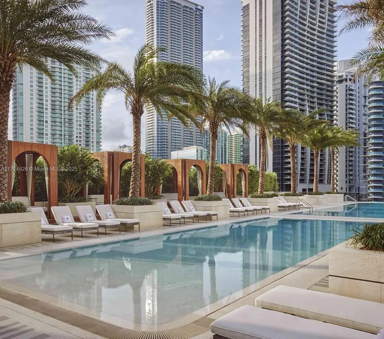 SLS Lux Brickell #4706 image #29