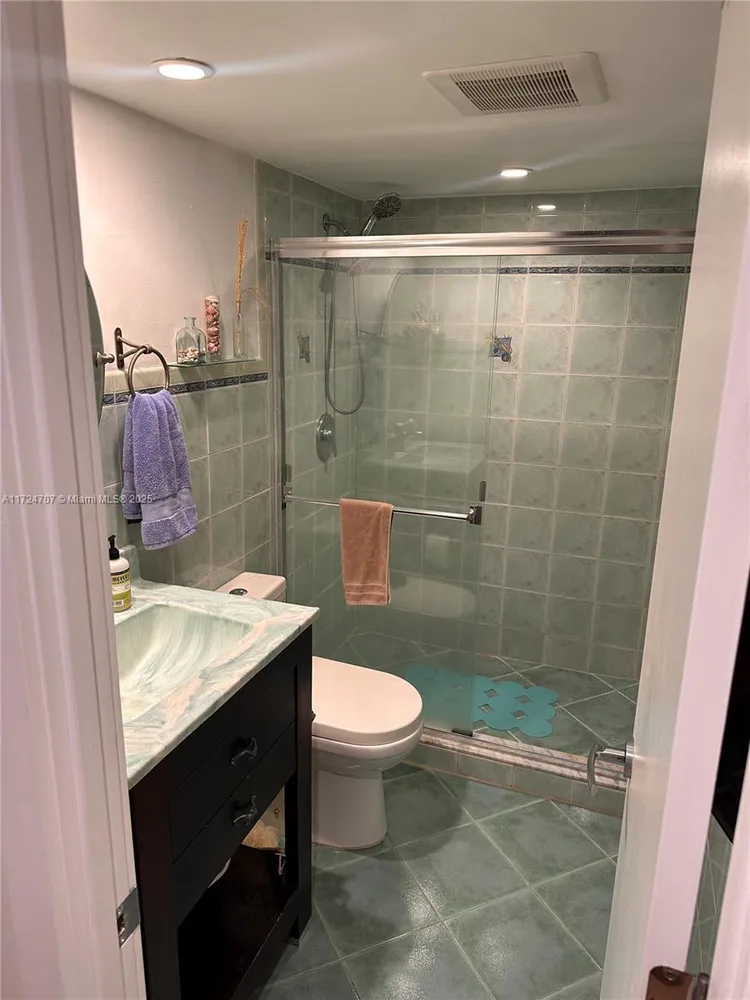 Plaza Towers North #803 image #10