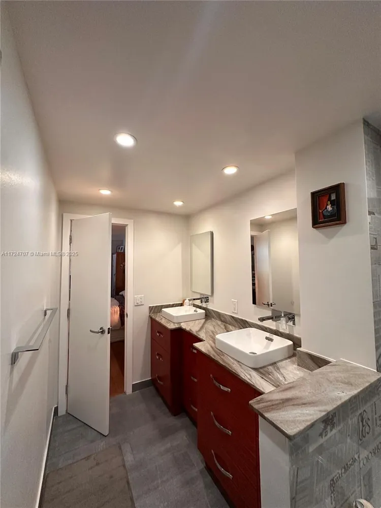 Plaza Towers North #803 image #14