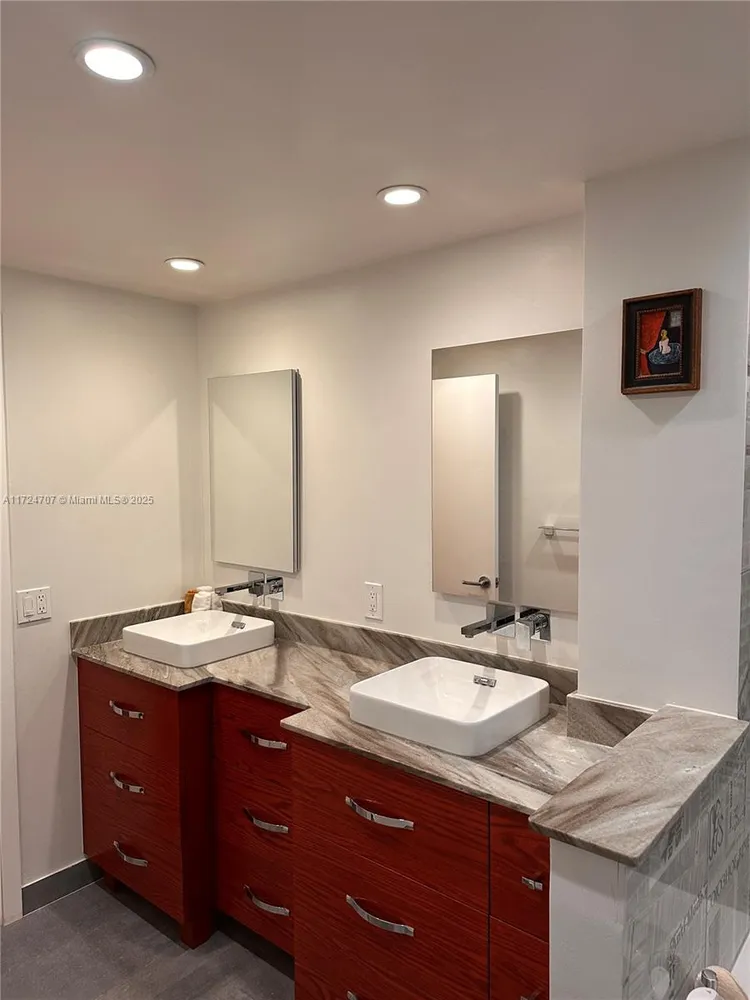 Plaza Towers North #803 image #19