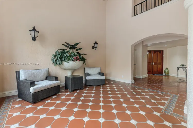 Padua Condo Deering Bay #222 image #11