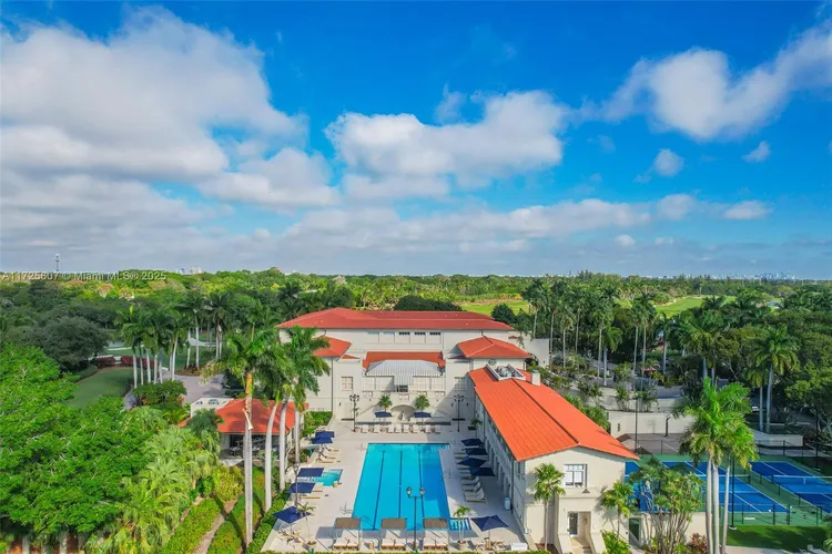 Padua Condo Deering Bay #222 image #7