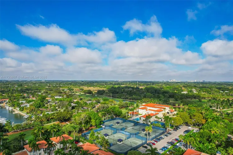 Padua Condo Deering Bay #222 image #9