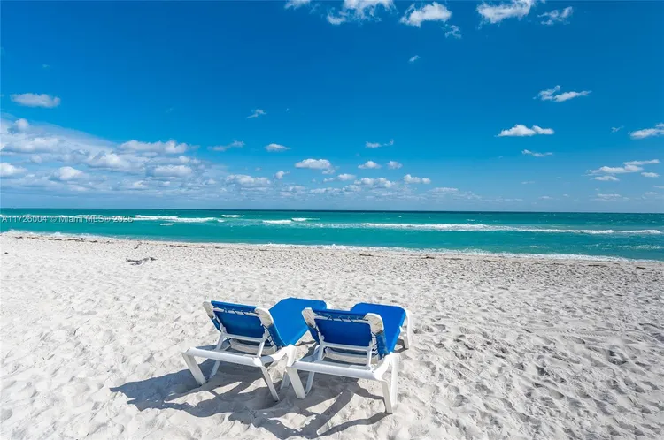 Vendome Place #1003 image #25