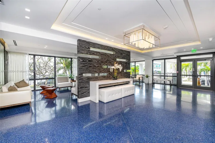 Vendome Place #1003 image #34